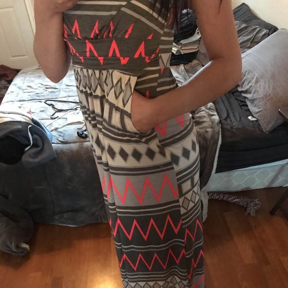 MAXI DRESS - Picture 3 of 3